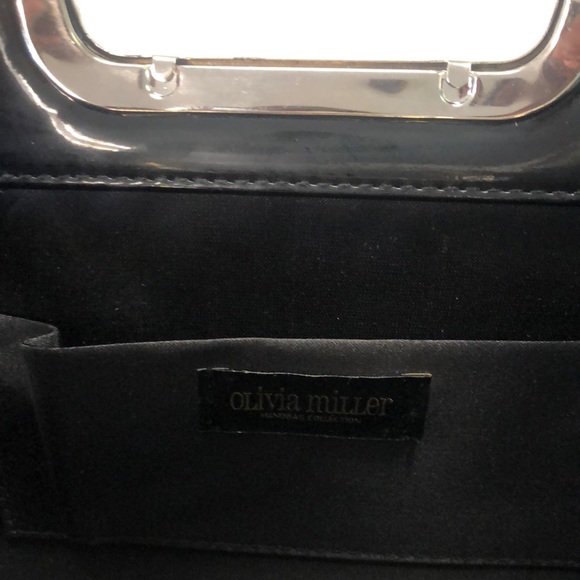 Olivia Miller Cut Handle Magazine Clutch - Picture 14 of 14